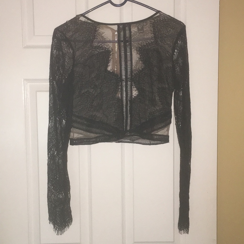 Lace long sleeve shirt!